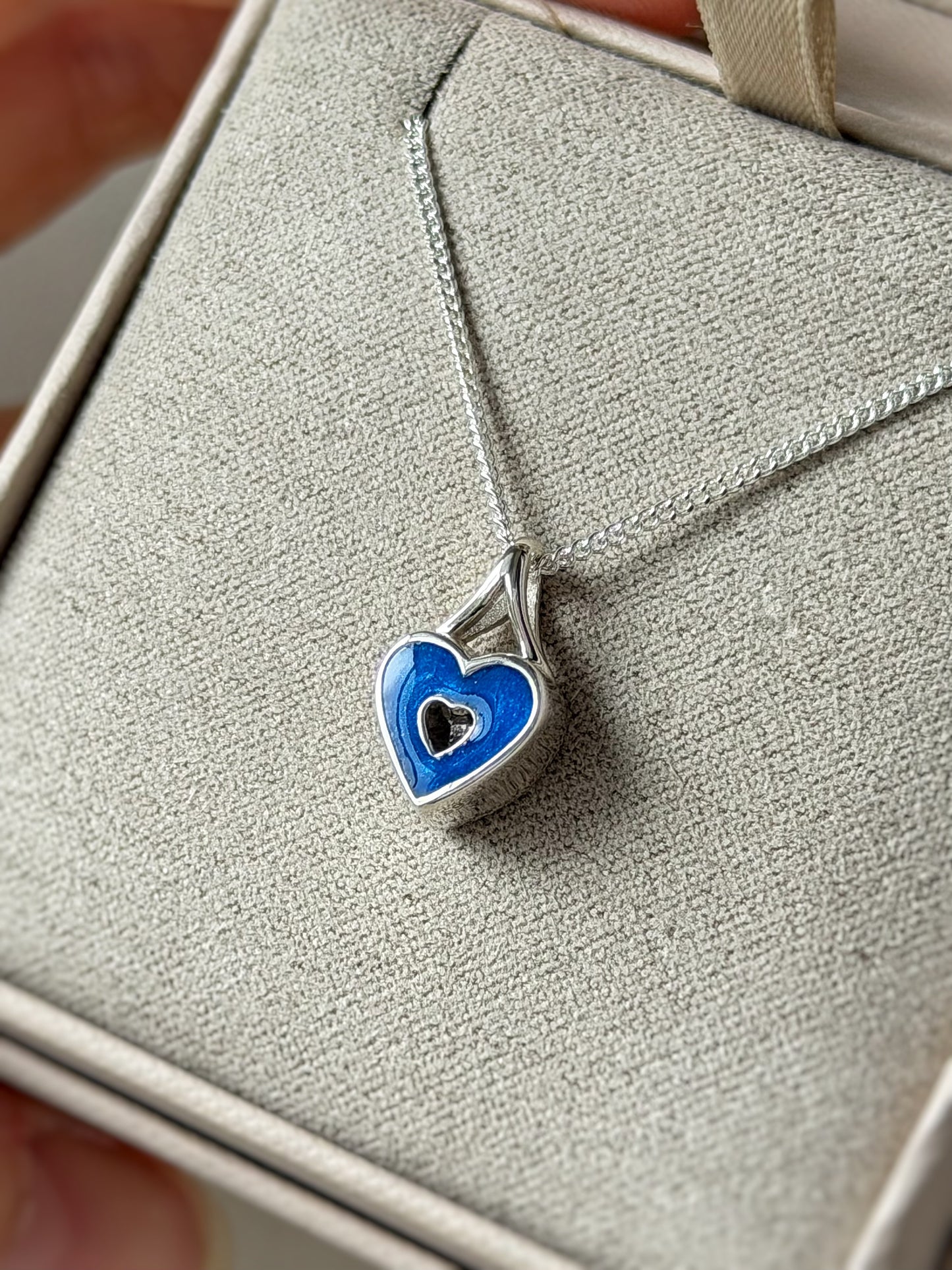 Heart Crystal Secretly Set Ashes Pendant