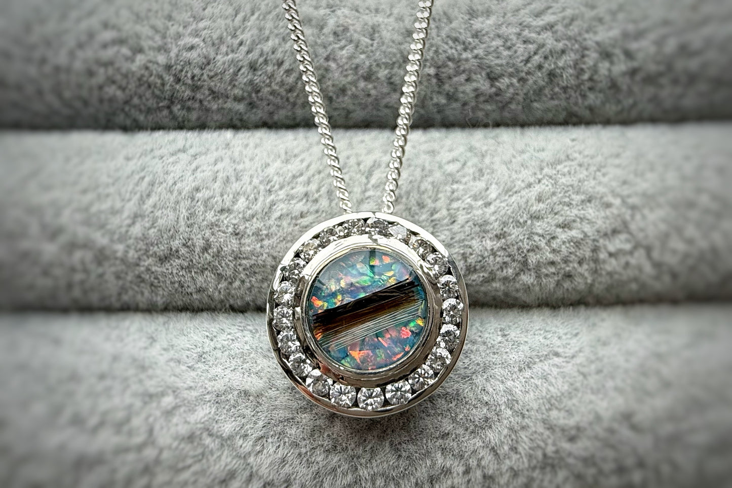 925 Silver Halo Round Floating Pendant