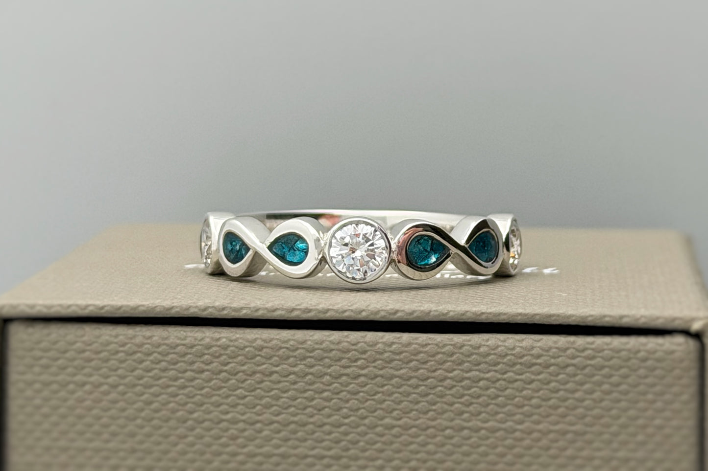 925 Silver Double Infinity Crystal Band Ring
