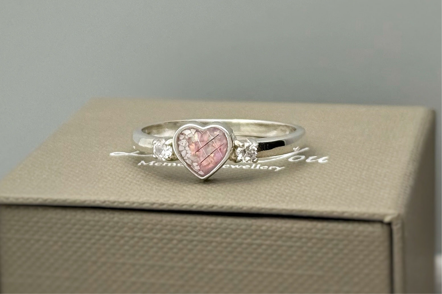 925 Silver Heart Single Crystal Side Ring