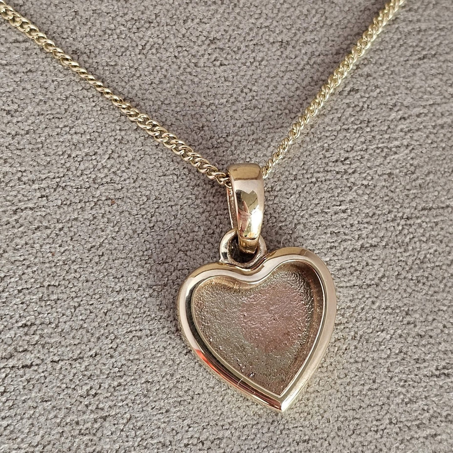 9K Gold 12mm Heart Pendant