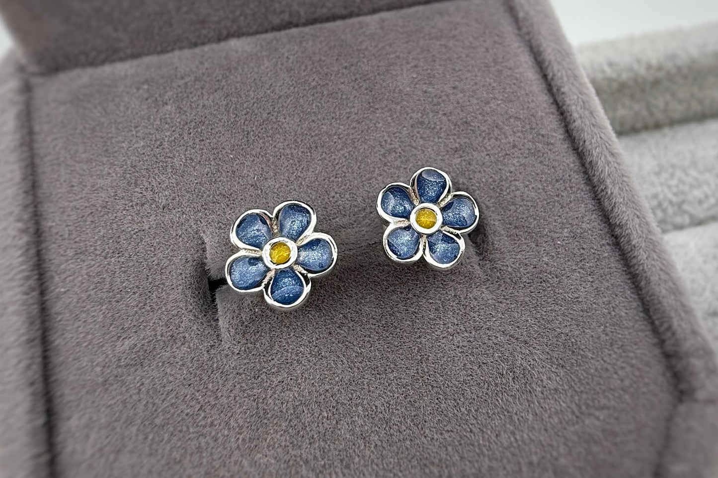 925 Silver Forget-Me-Not Stud Memorial Earrings