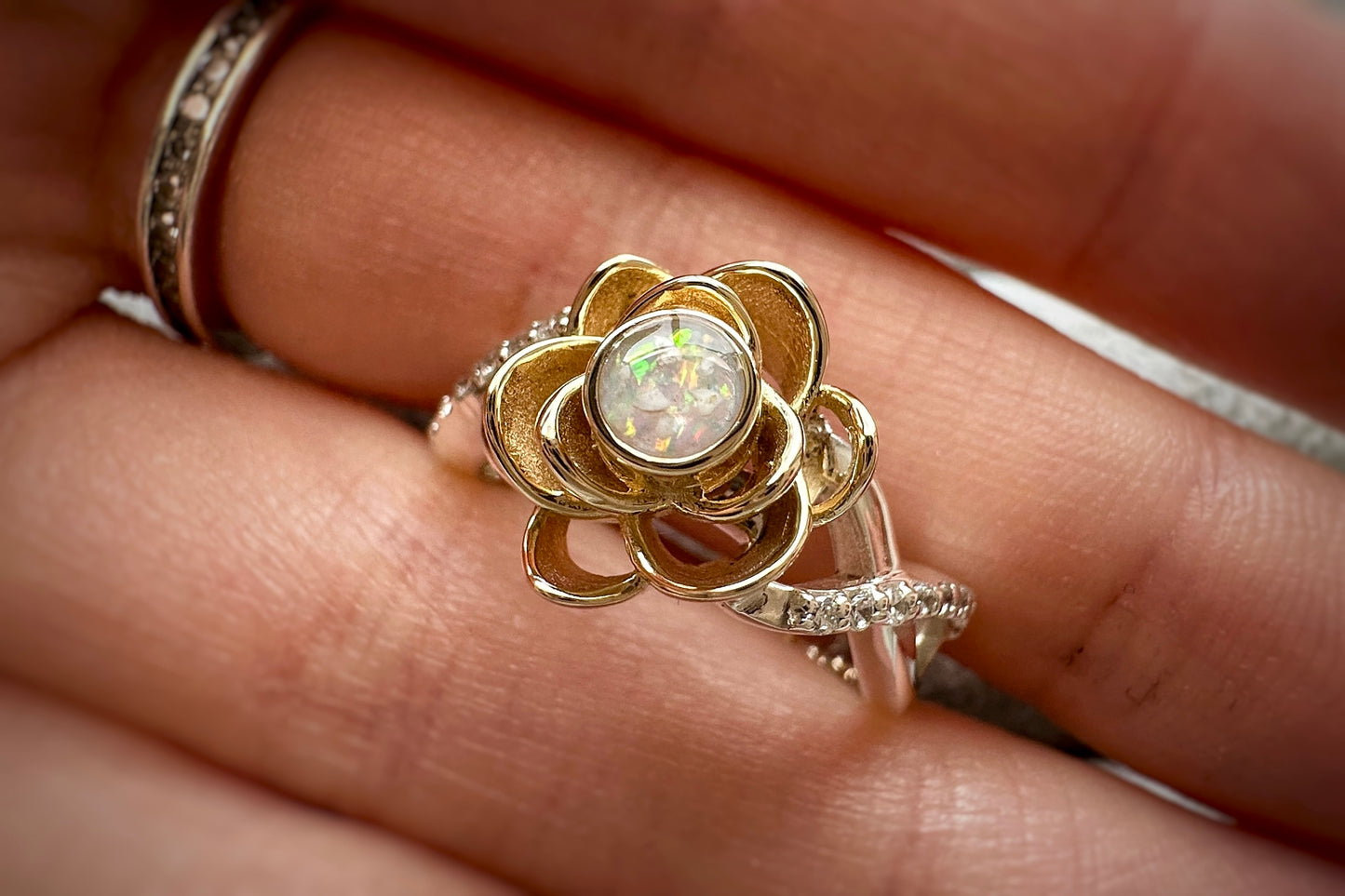 9K Gold & 925 Silver Crystal Rose Ring