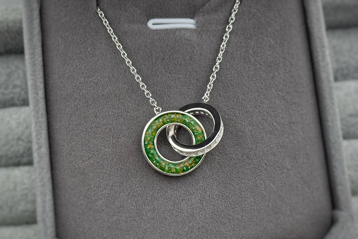 925 Silver Link of Love Pendant