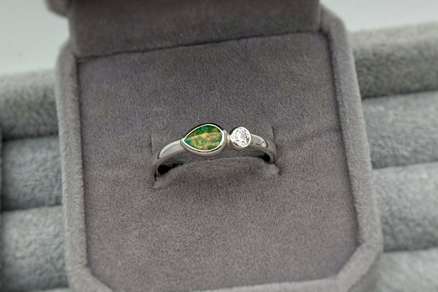 925 Silver Pear Single Crystal Ring