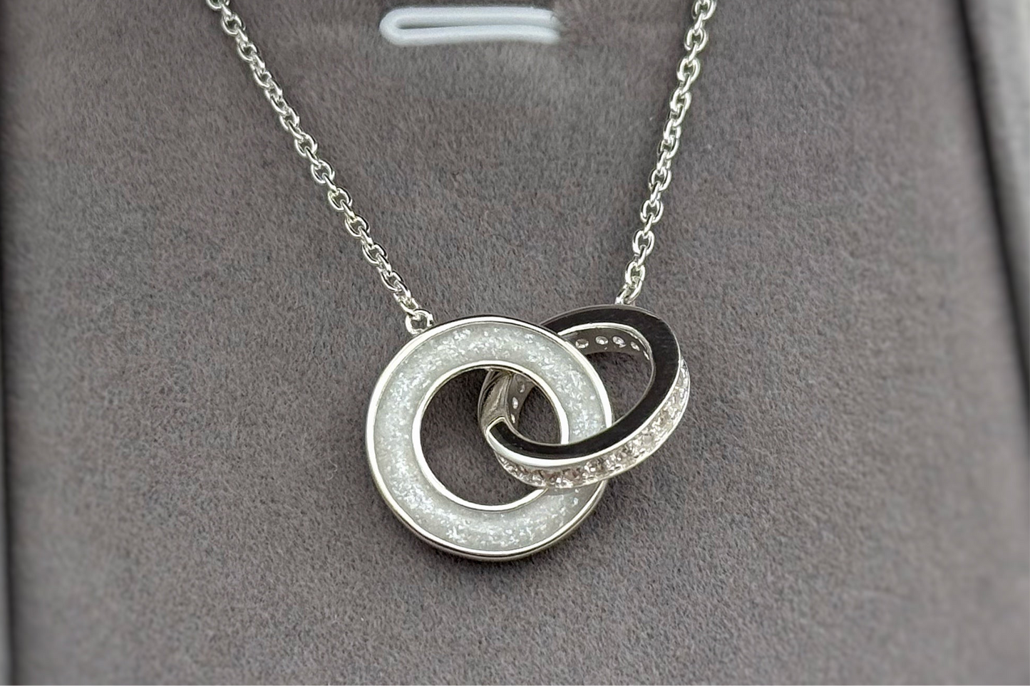 925 Silver Link of Love Pendant