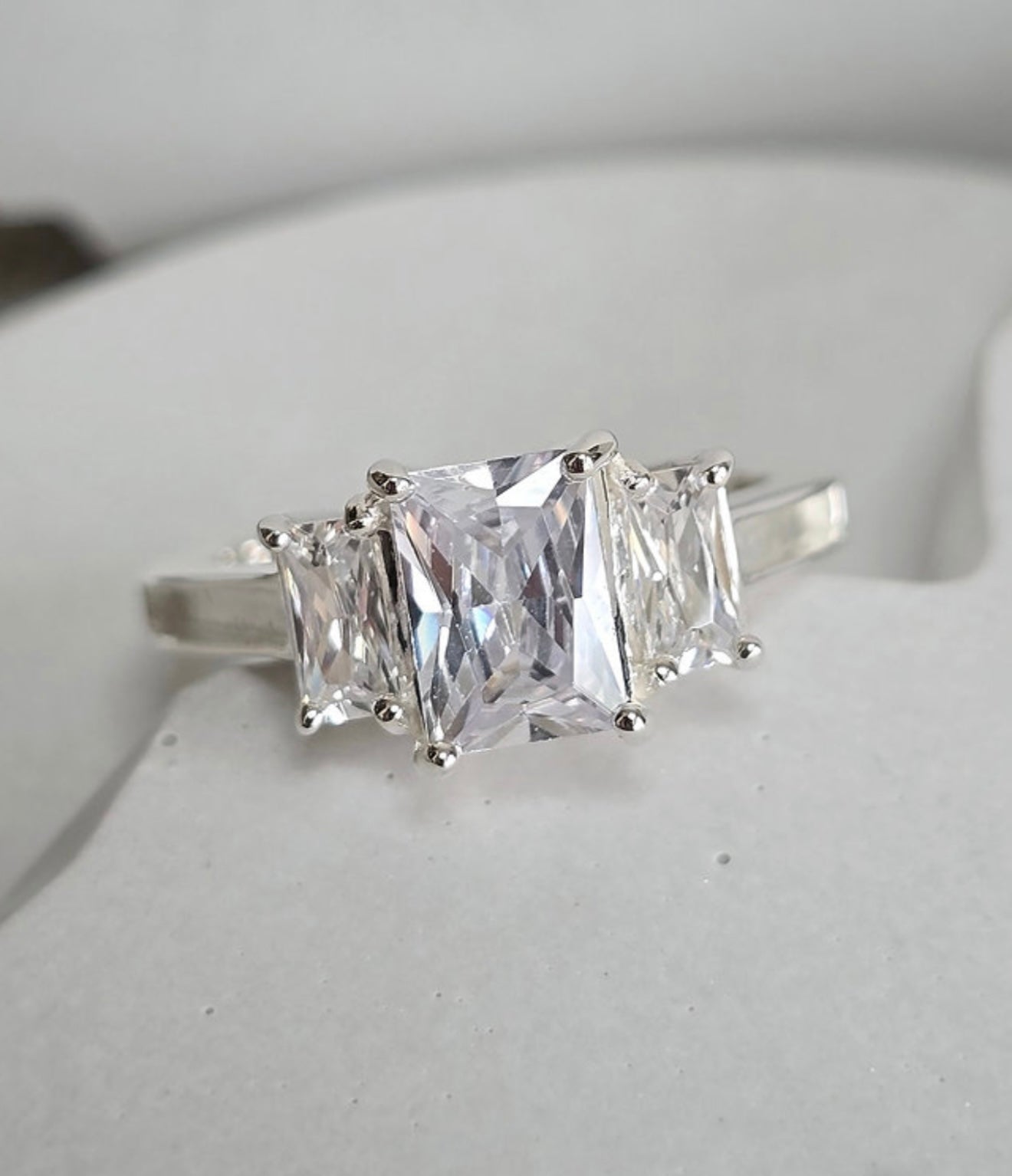 925 Silver Trio Emerald Solitaire Ring