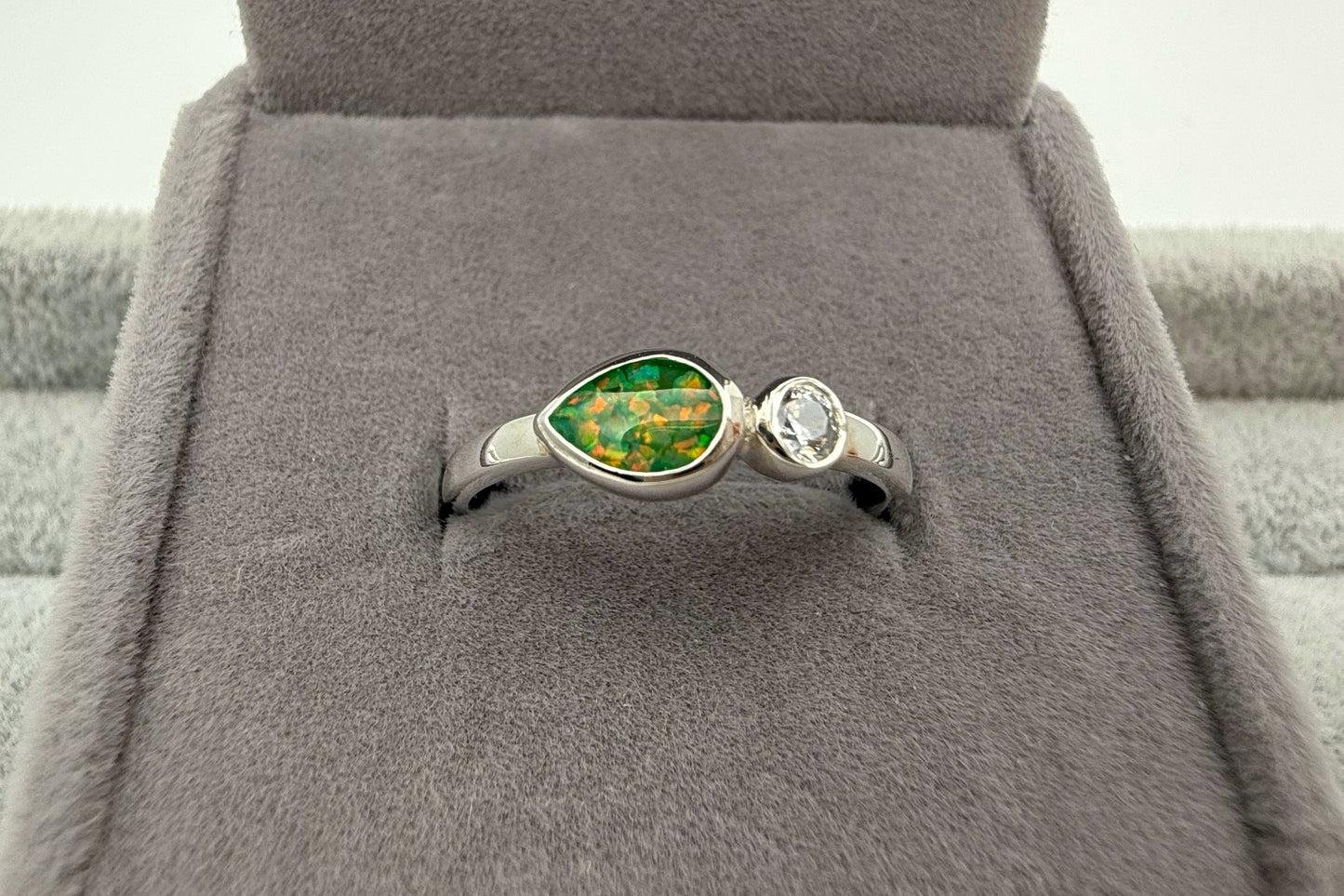 925 Silver Pear Single Crystal Ring