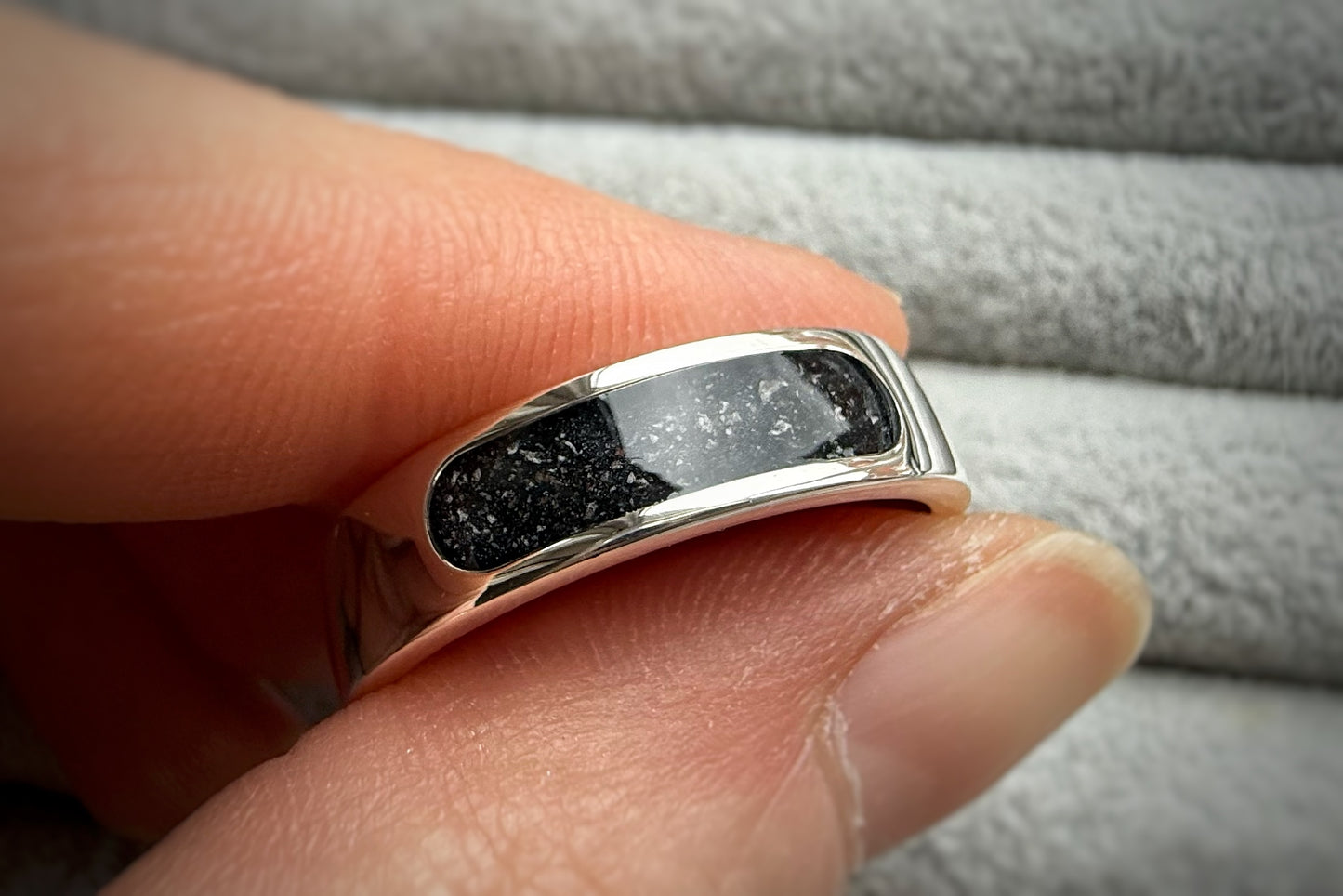 925 Silver Unisex 6mm Channel Band Ring