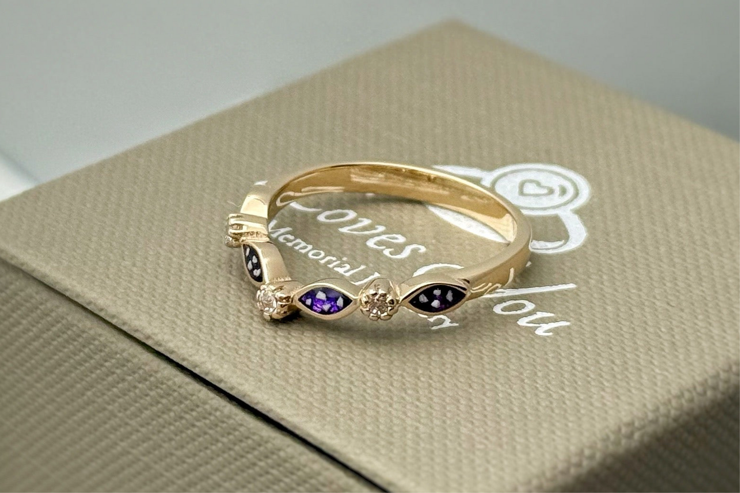 9k Gold Wishbone Marquise Ring