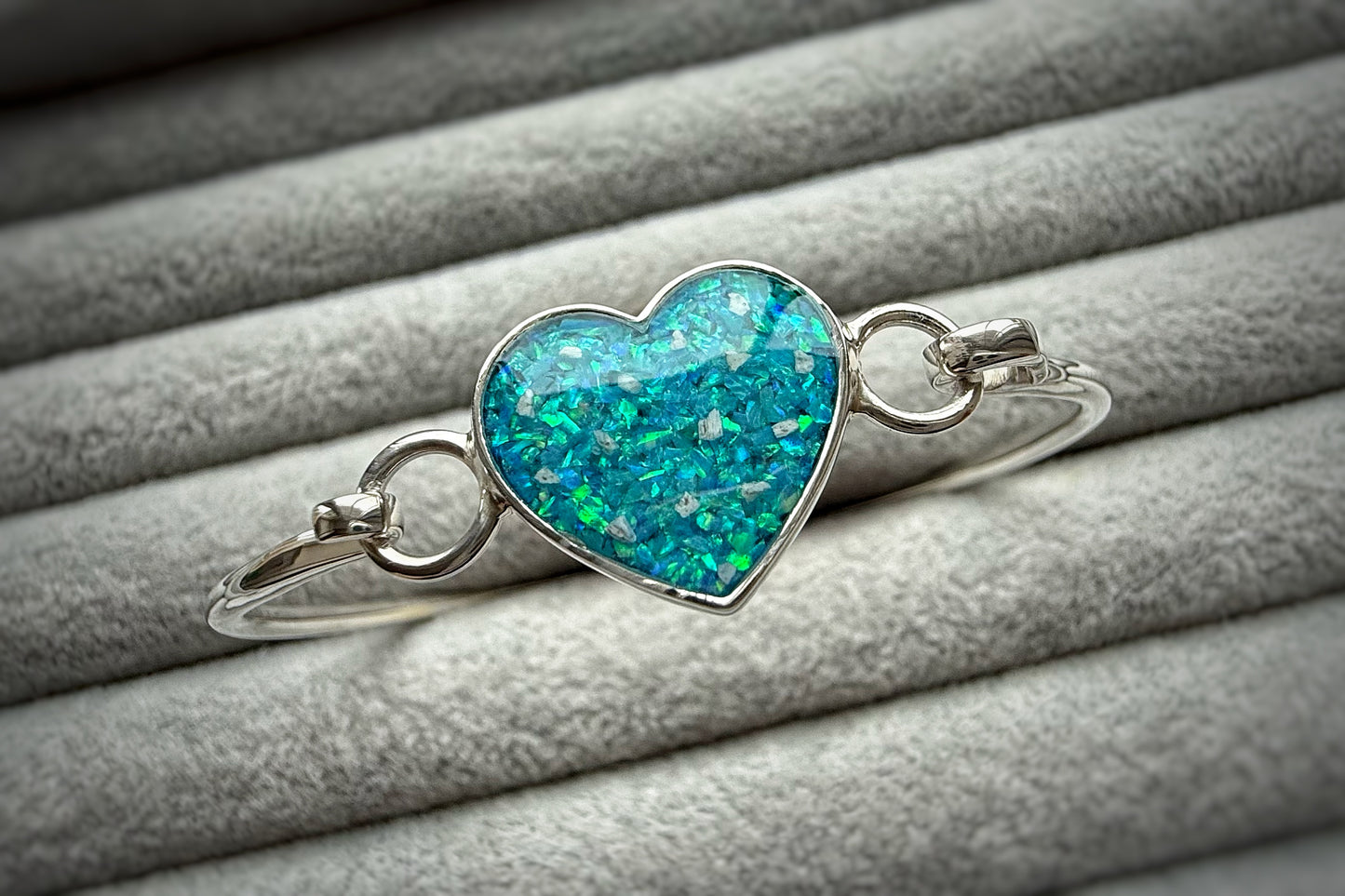 925 Silver Simple Heart Bangle