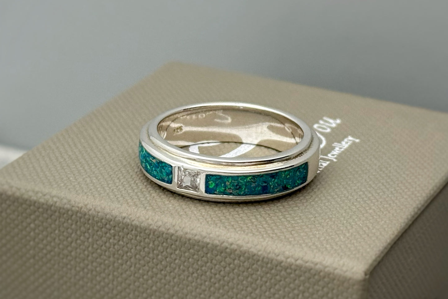 925 Silver Unisex 5mm Double Channel Crystal Band Ring