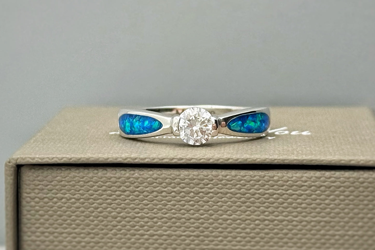 925 Silver Round Solitaire Ring