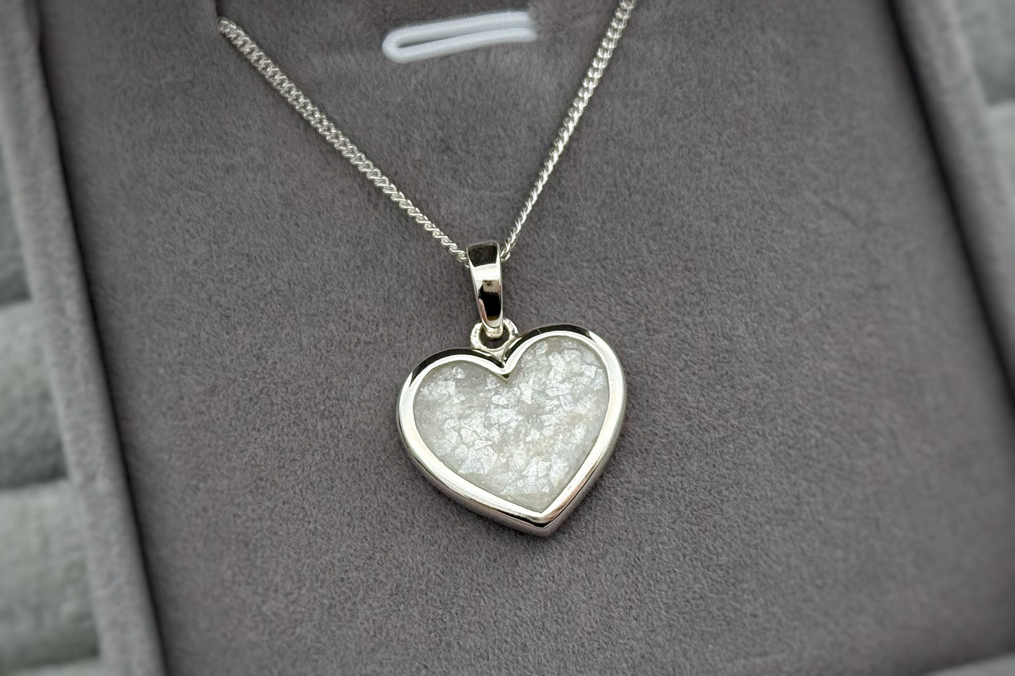 925 Silver Simple 16mm Heart Thick Trim Pendant