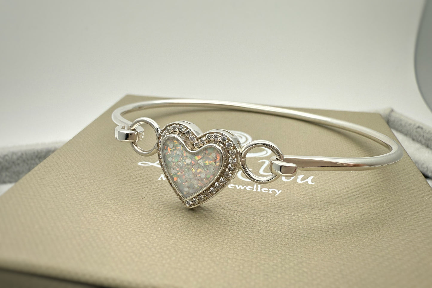 925 Silver Heart Crystal Bangle