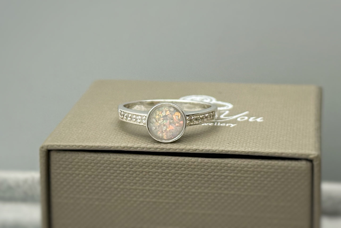 925 Silver Round Crystal Shoulder Ring