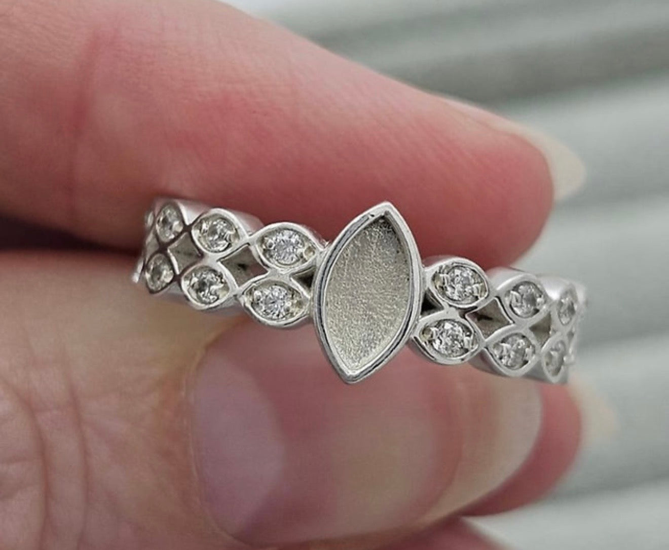 925 Silver Double Band Crystal Marquise Ring