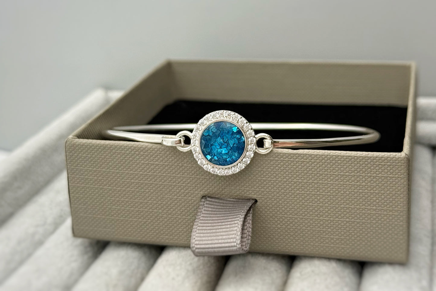 925 Silver Halo Cluster Crystal Bangle