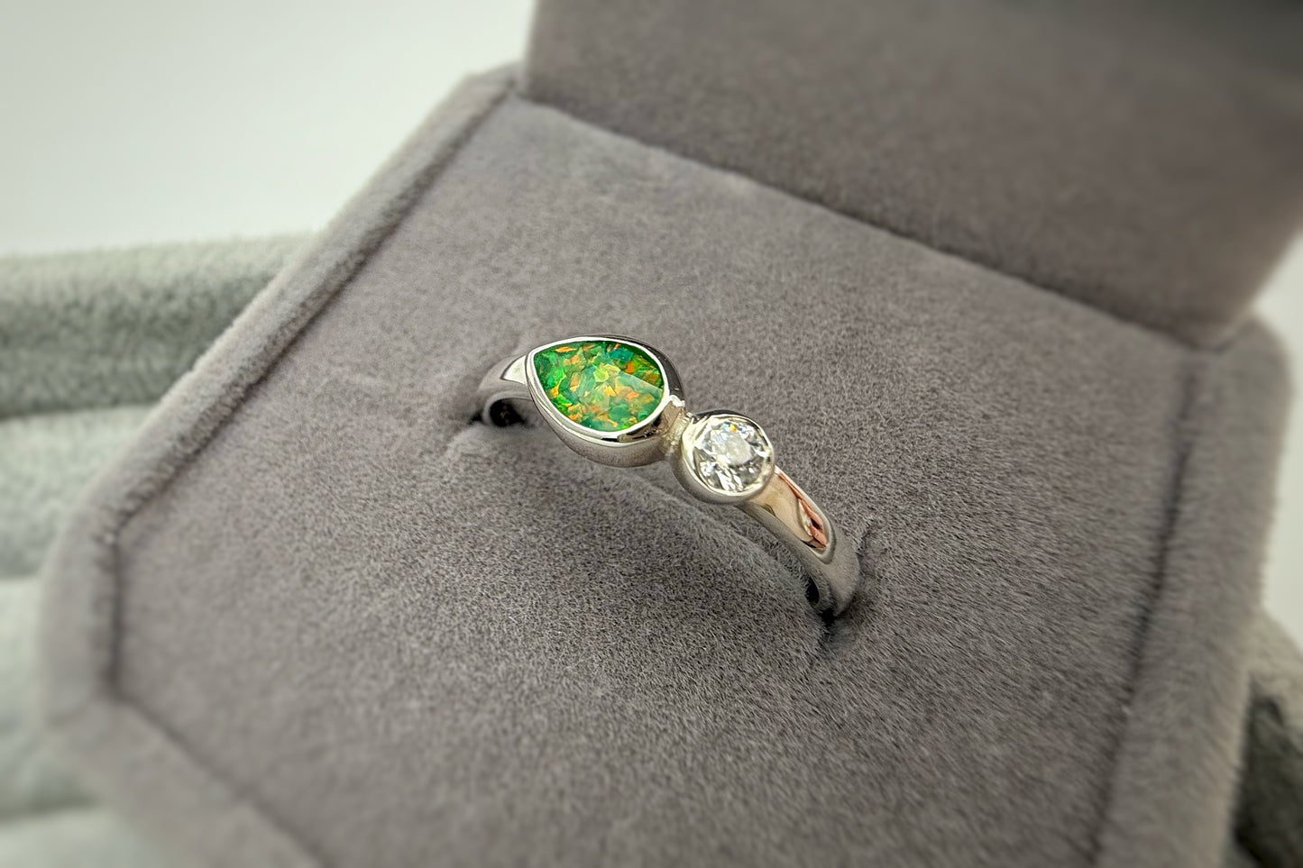 925 Silver Pear Single Crystal Ring