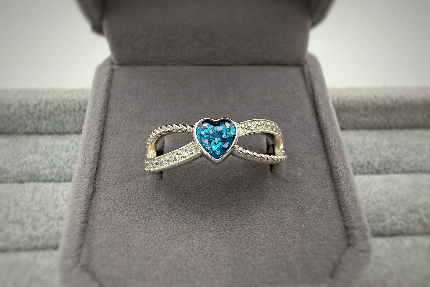 925 Silver Heart Twist Split Crystal Ring