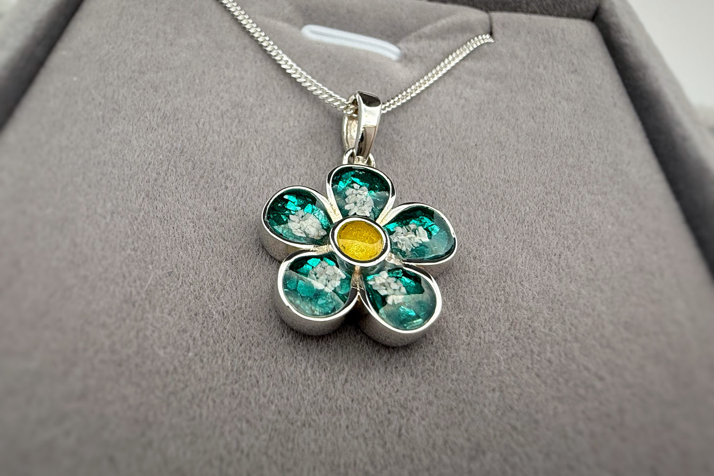 925 Silver Forget-Me-Not Pendant