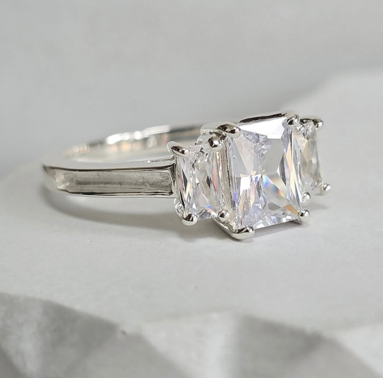 925 Silver Trio Emerald Solitaire Ring