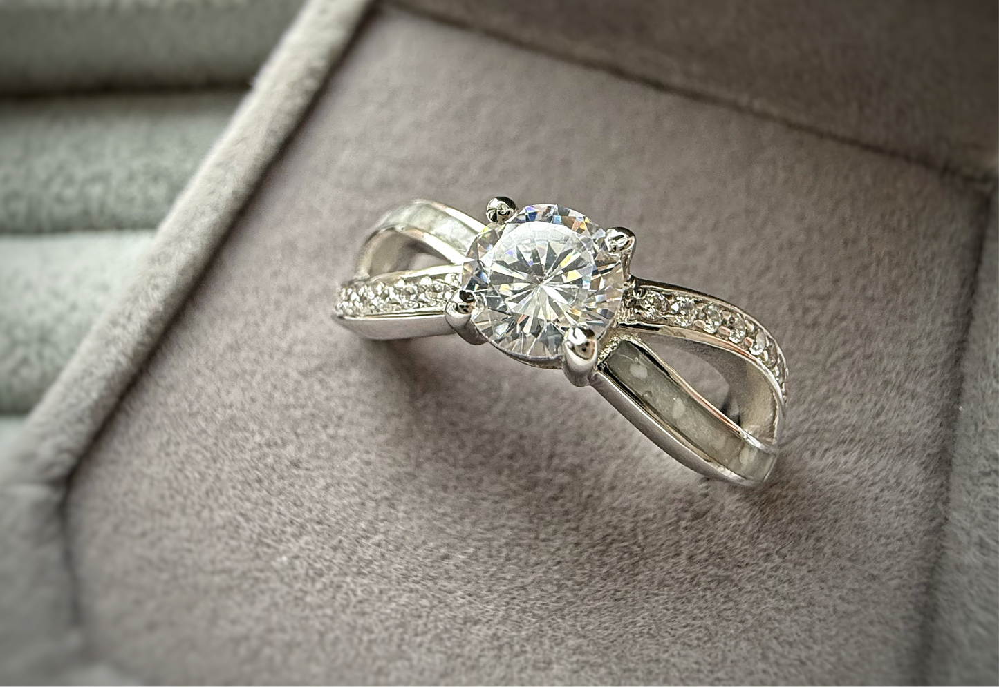 9K Gold Solitaire Infinity Crystal Ring