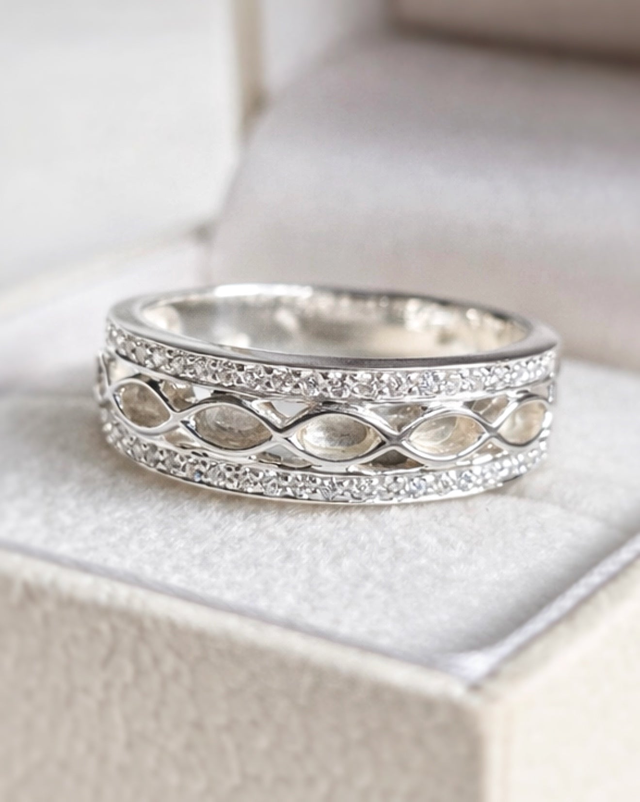 925 Silver Almond Crystal Band Ring