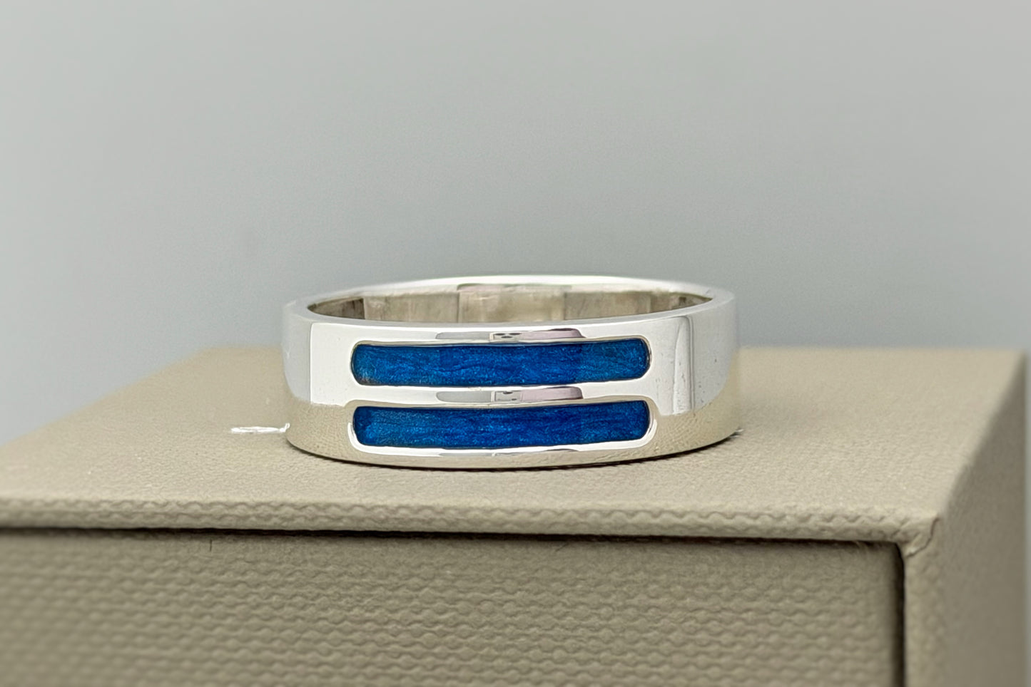 Gents Two Channel Band Ring