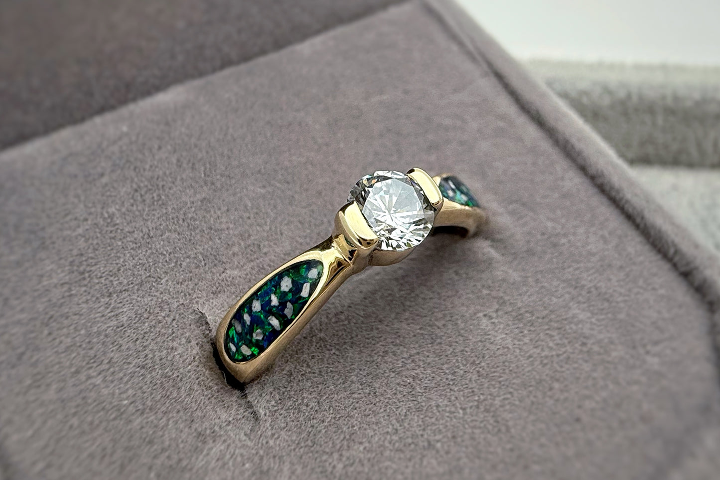 9k Gold Solitaire Round CZ Shoulder Stone Ring