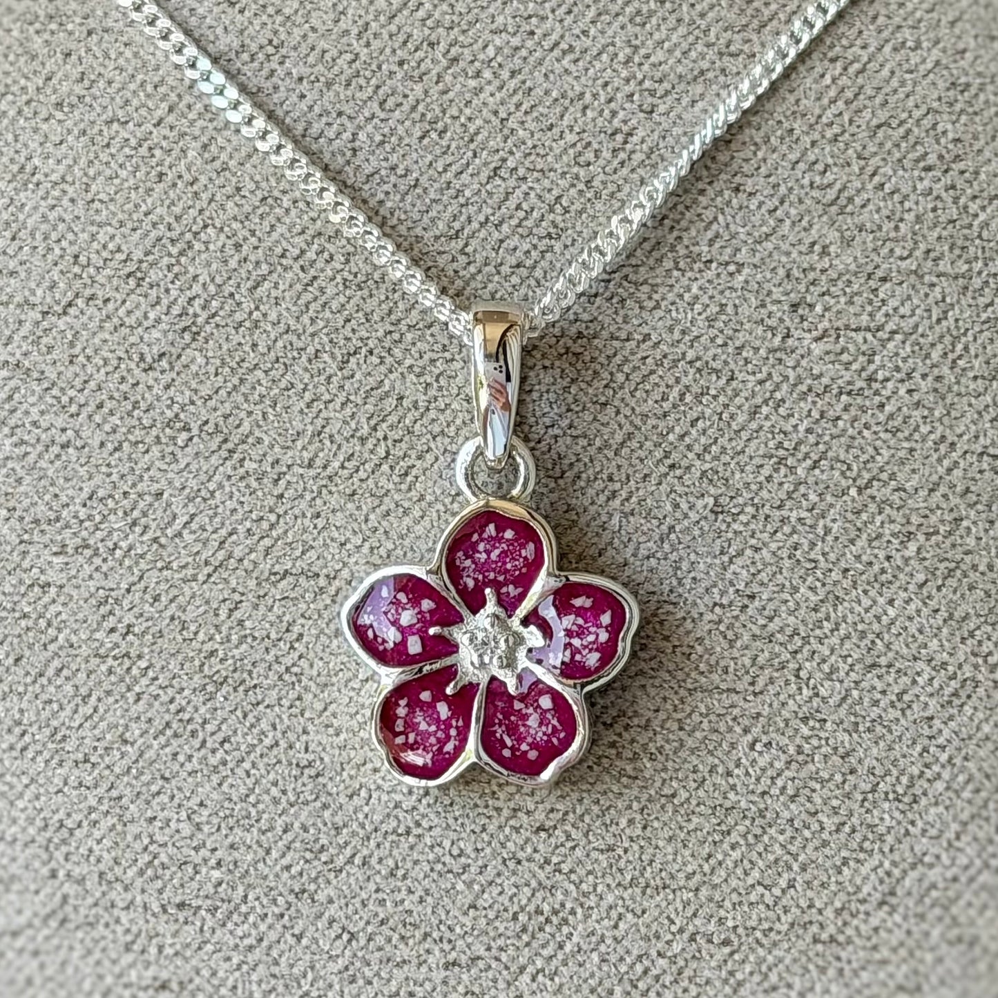 925 Silver Crystal Centre Forget-Me-Not Flower Pendant