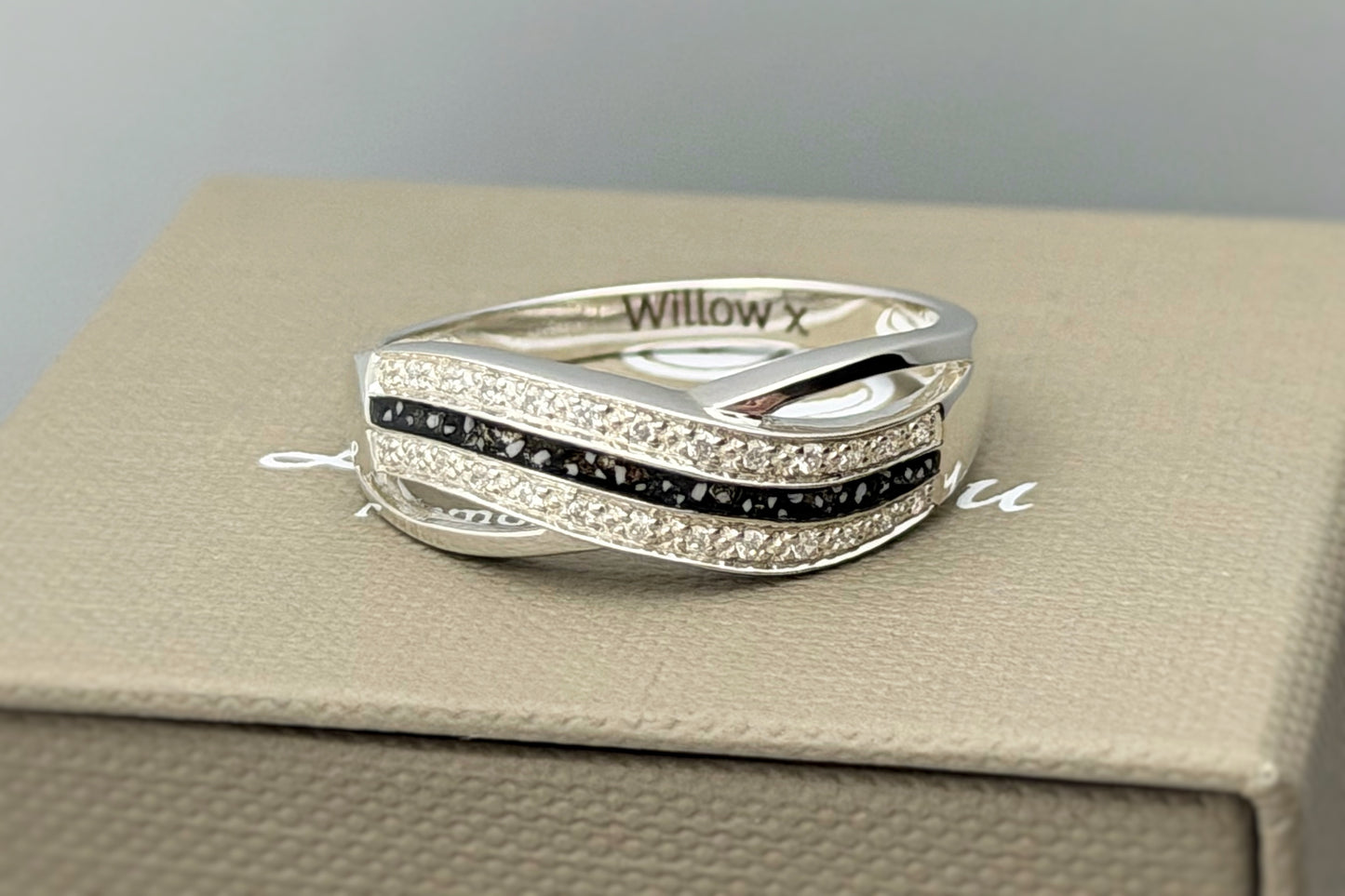 925 Silver Wave Channel Band Ring