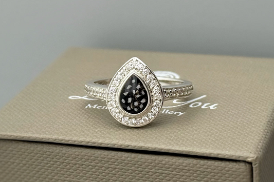 925 Silver Pear Drop Crystal Ring