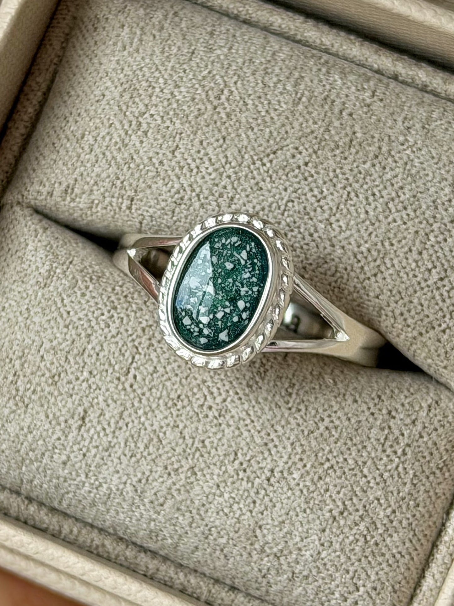 925 Silver Rope Edged Oval Ring