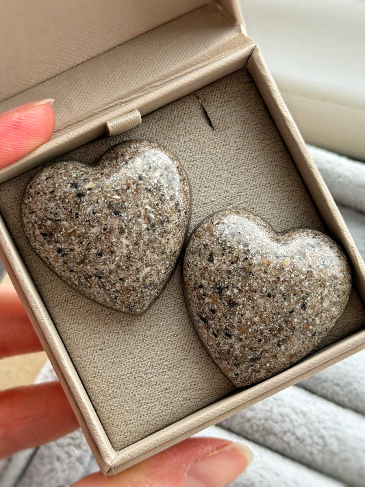 Medium ‘Heart to Hold’ Ashes Pocket Heart