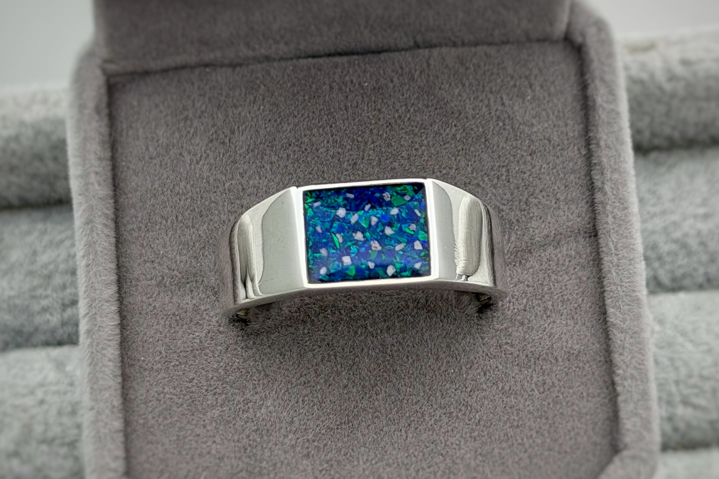 Gent’s Rectangular Signet Ring