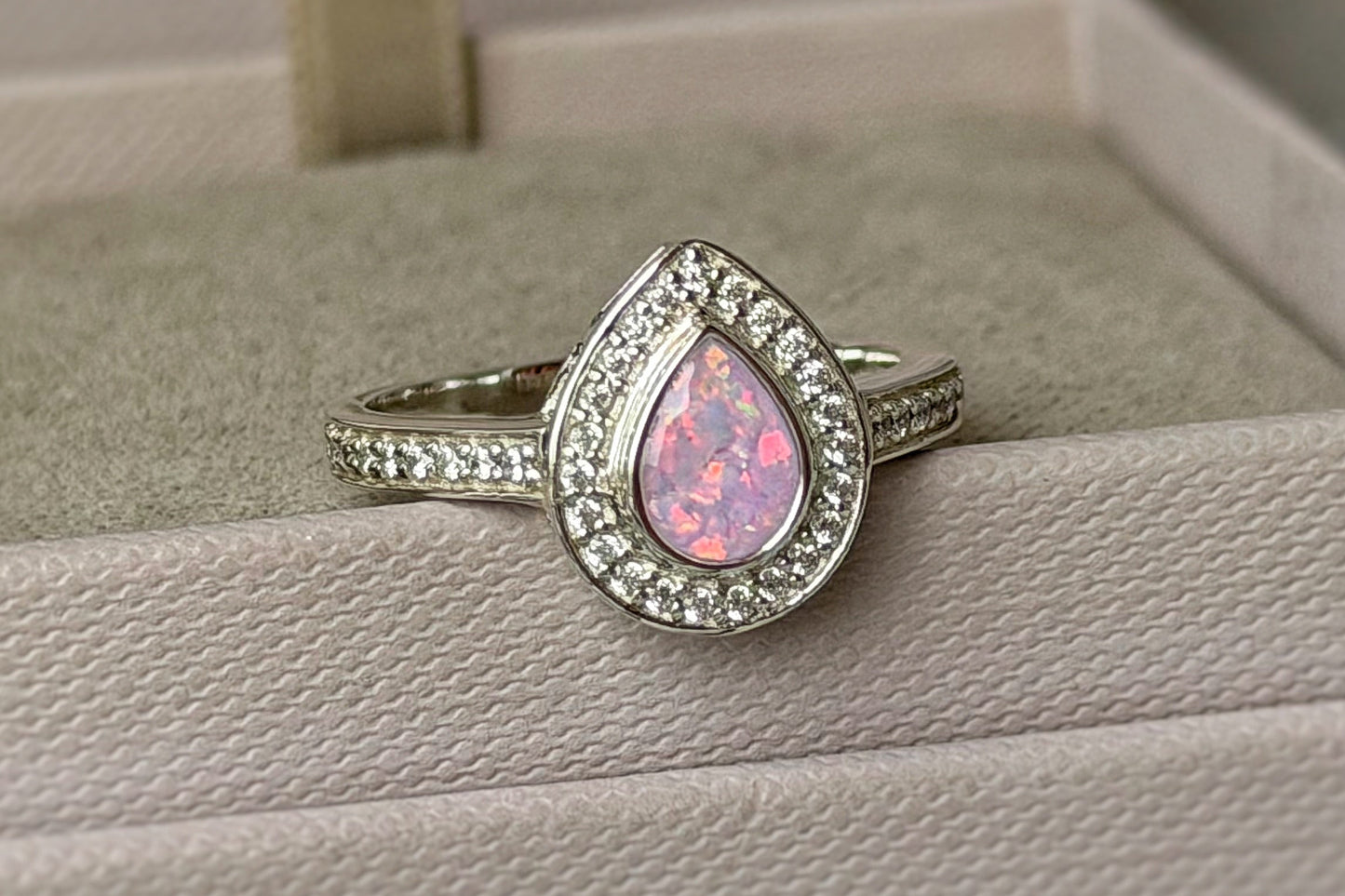 925 Silver Pear Drop Crystal Ring