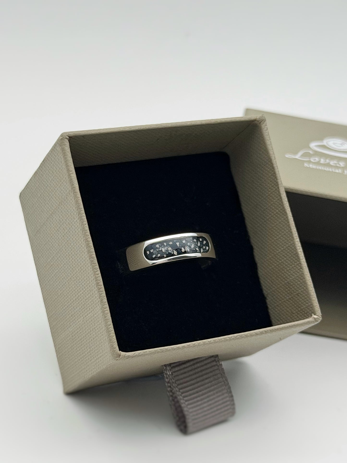 925 Silver Unisex 6mm Channel Band Ring