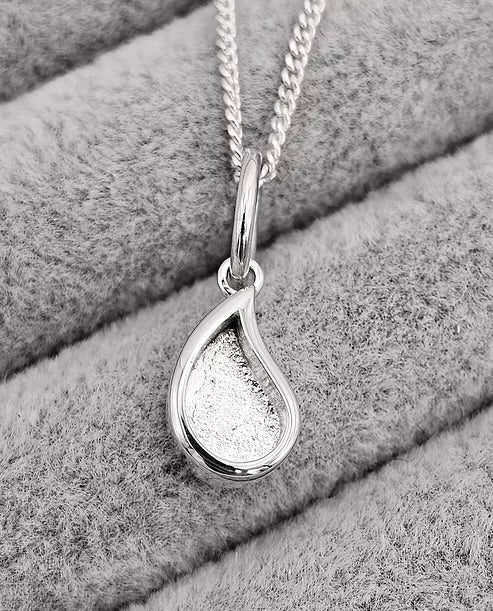 925 Silver Simple ‘Milk Drop’ Thick Trim Pendant