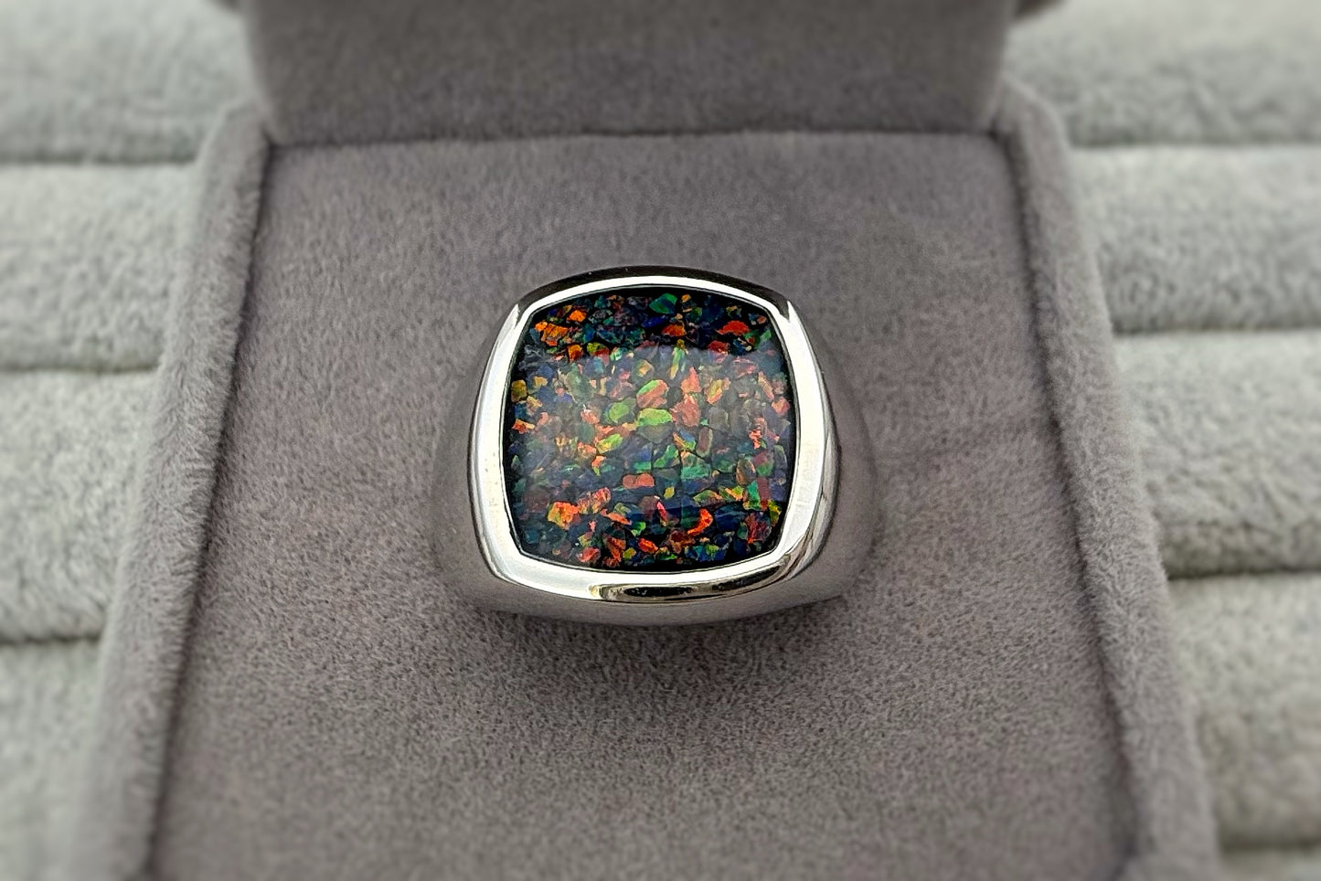 9k Gold Unisex Rounded Square Signet Ring