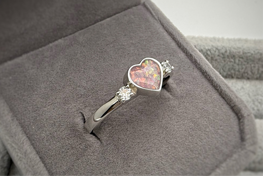 925 Silver Heart Single Crystal Side Ring