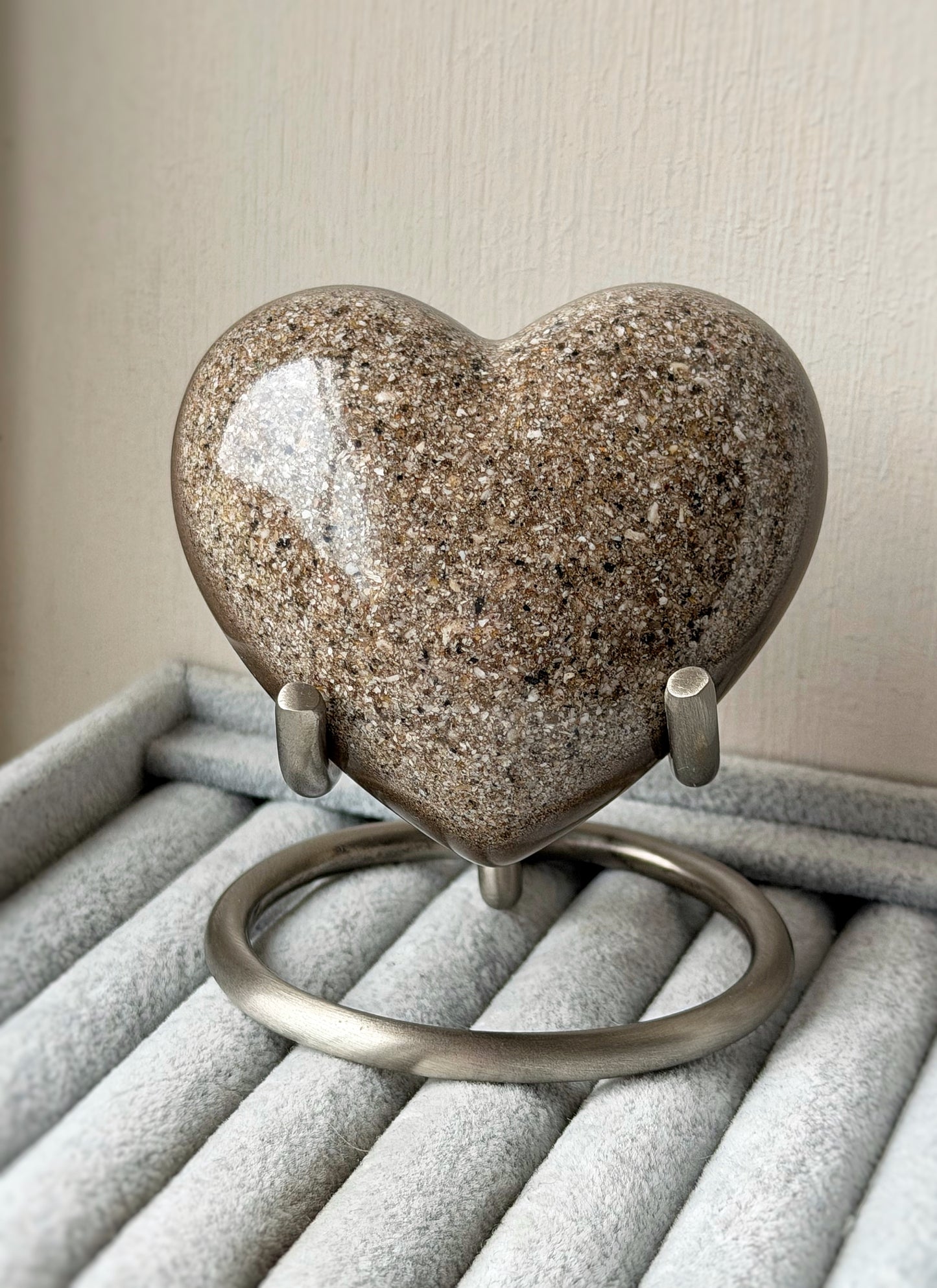 Extra Large Ashes Display Heart with Stand