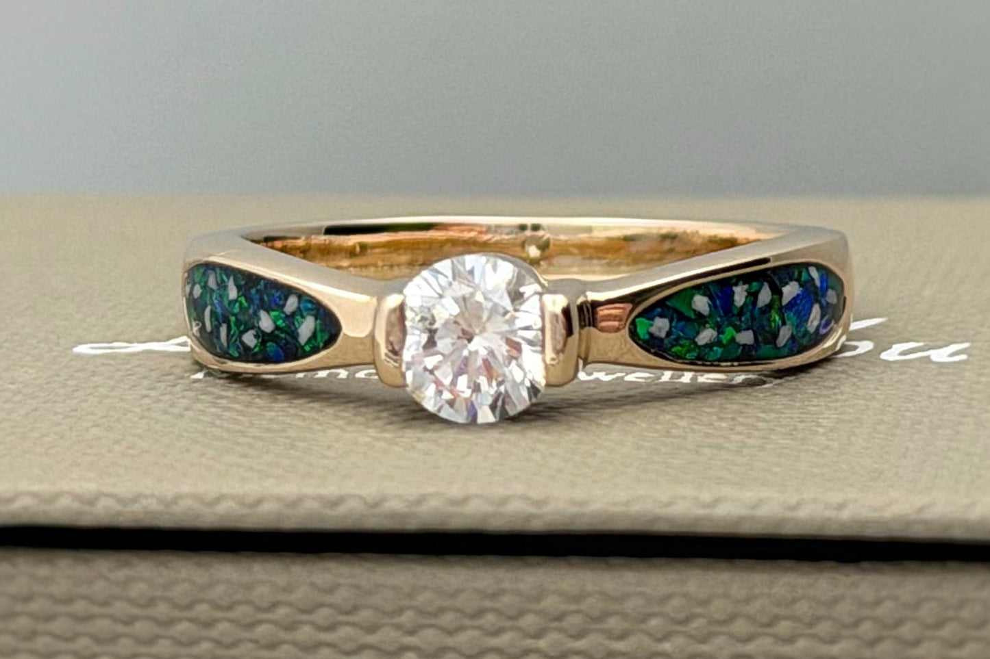 9k Gold Solitaire Round CZ Shoulder Stone Ring