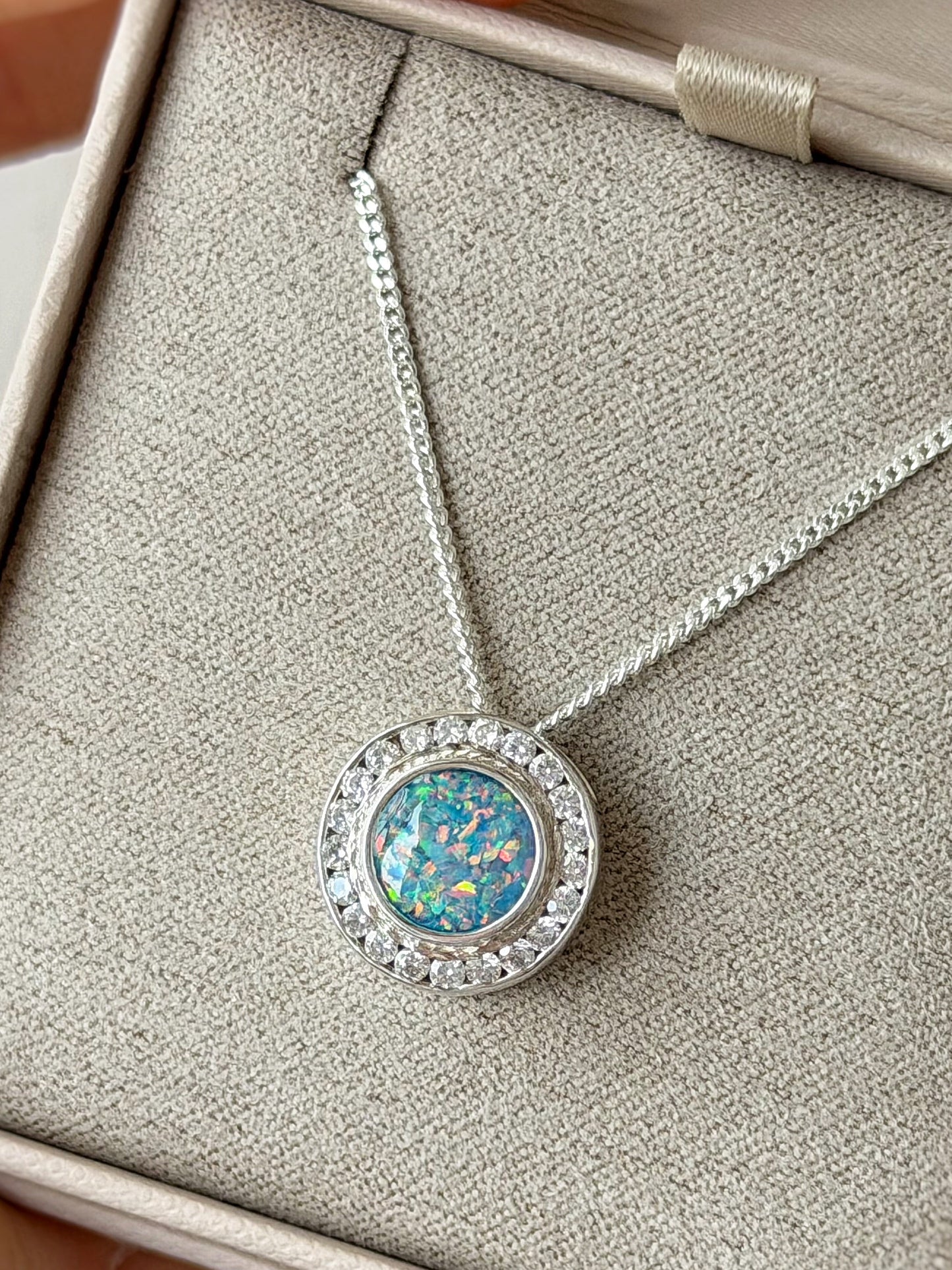 925 Silver Halo Round Floating Pendant
