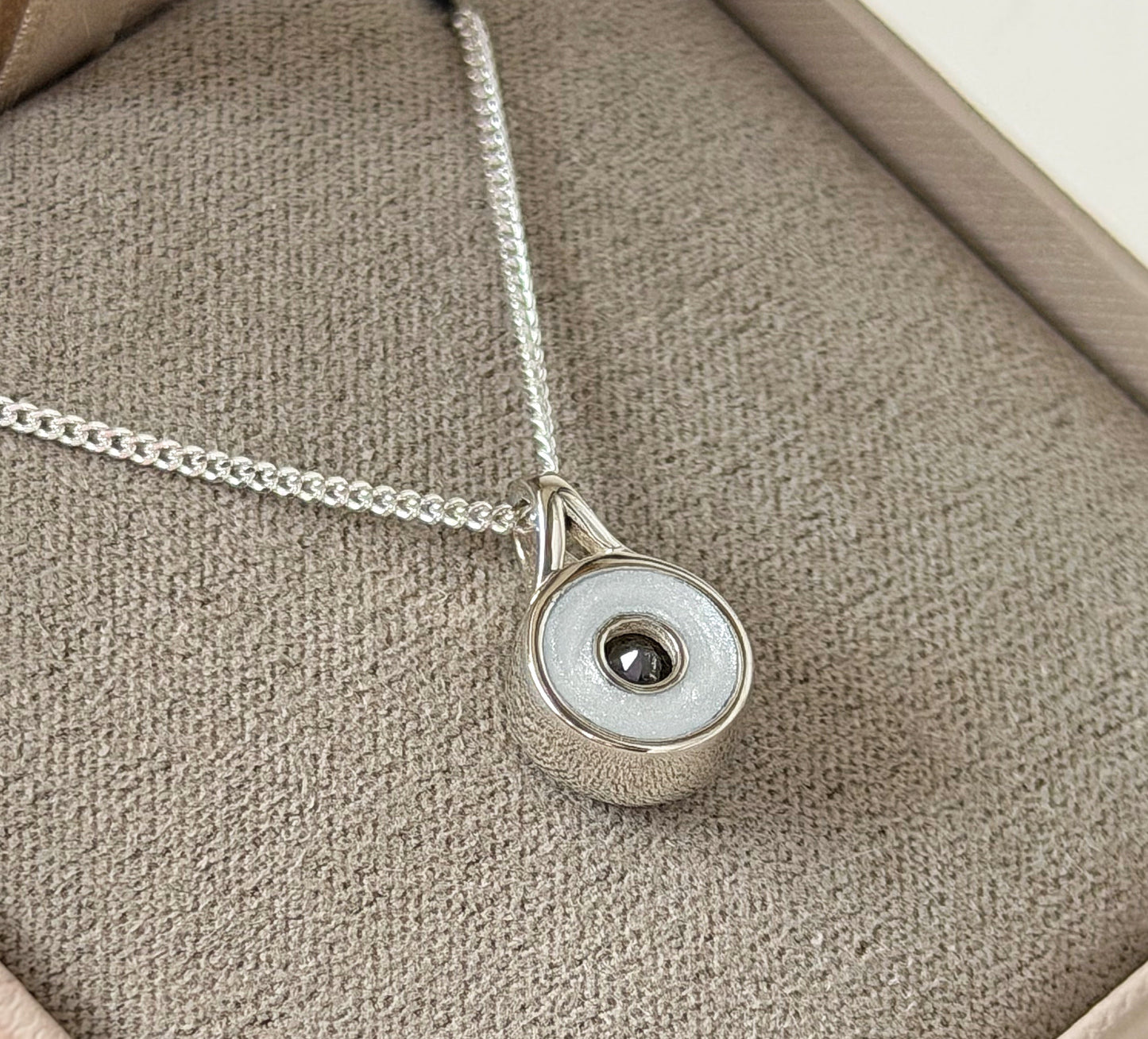 Round Crystal Secretly Set Ashes Pendant