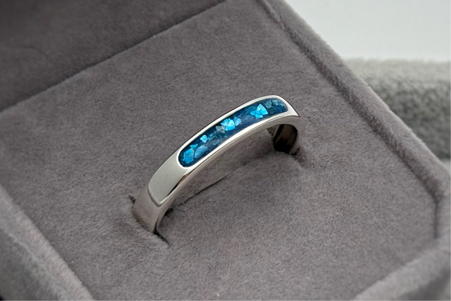 925 Silver Unisex 4mm Channel Band Ring