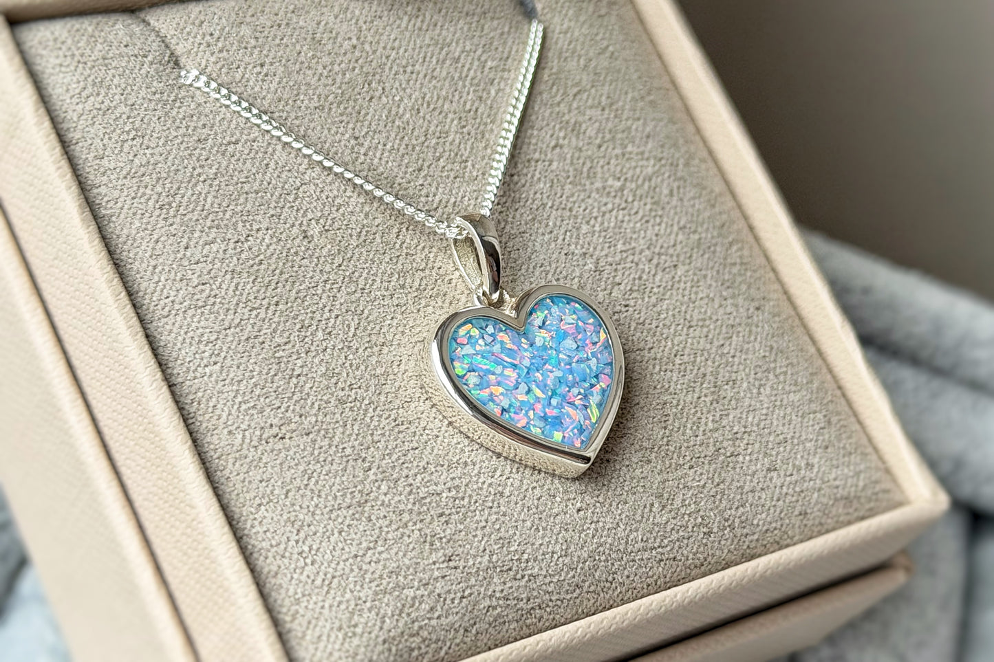925 Silver Simple 16mm Heart Thick Trim Pendant
