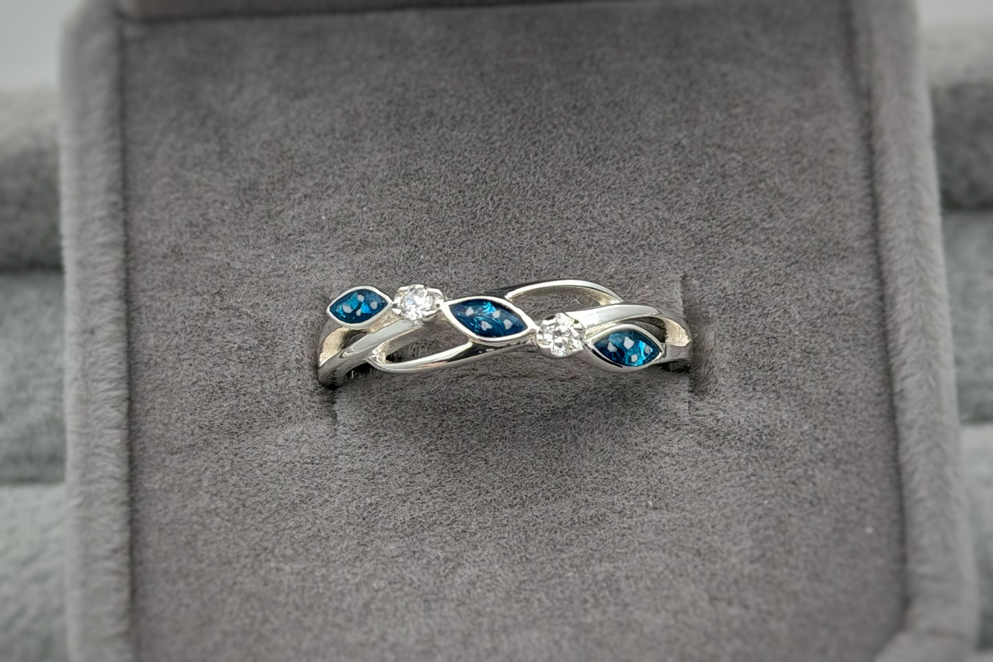 925 Silver Three Stone Eternity Ring