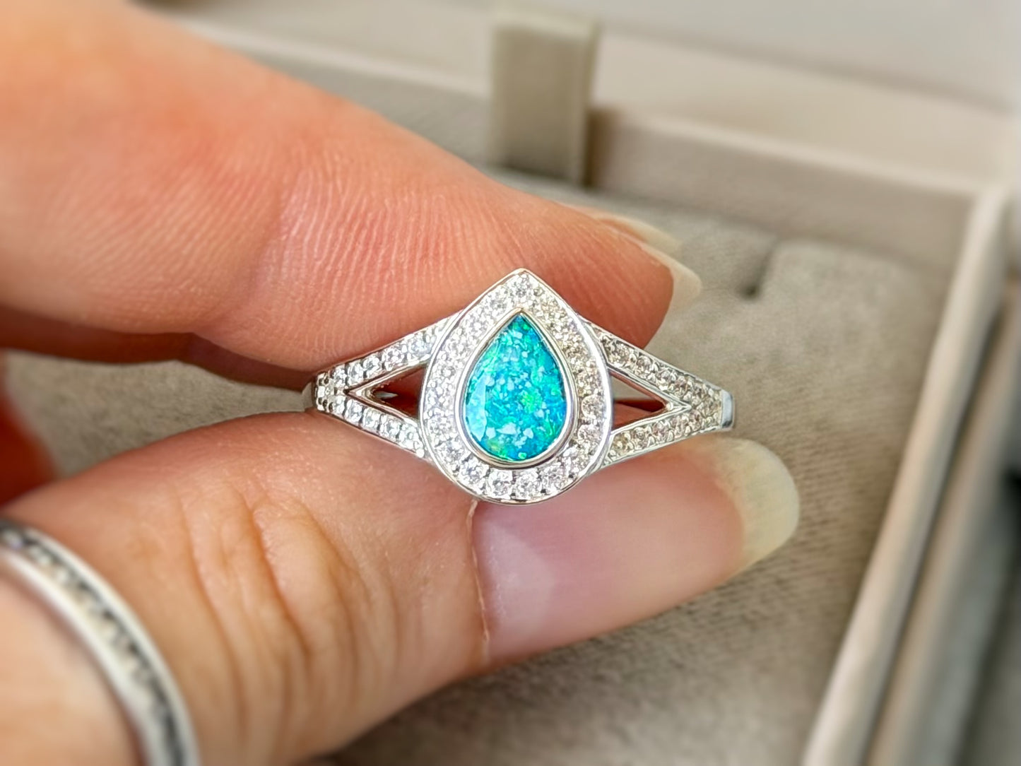 925 Silver Full Crystal Pear Split Band Ring