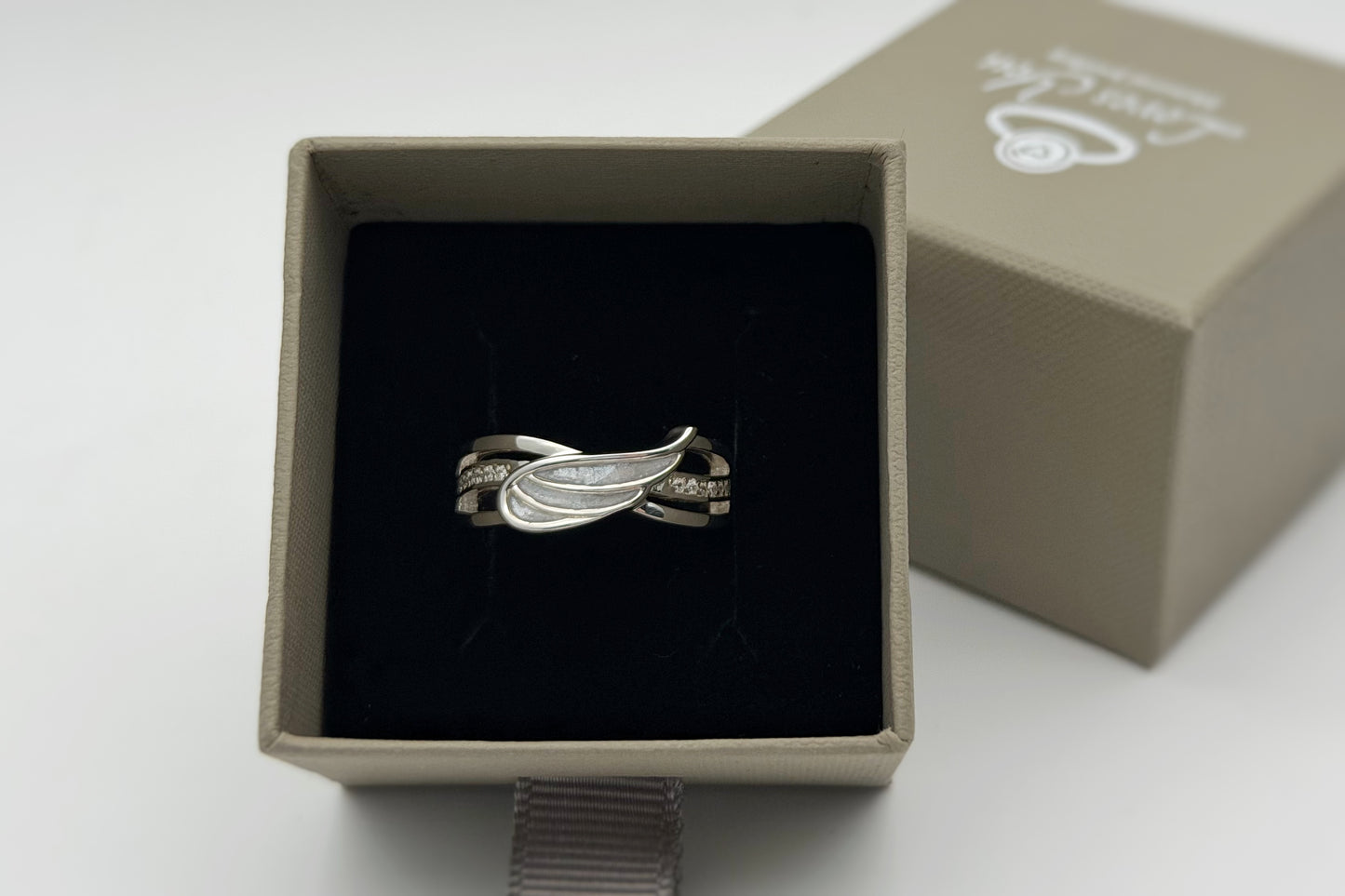 925 Silver Angel Wing Crystal Ring